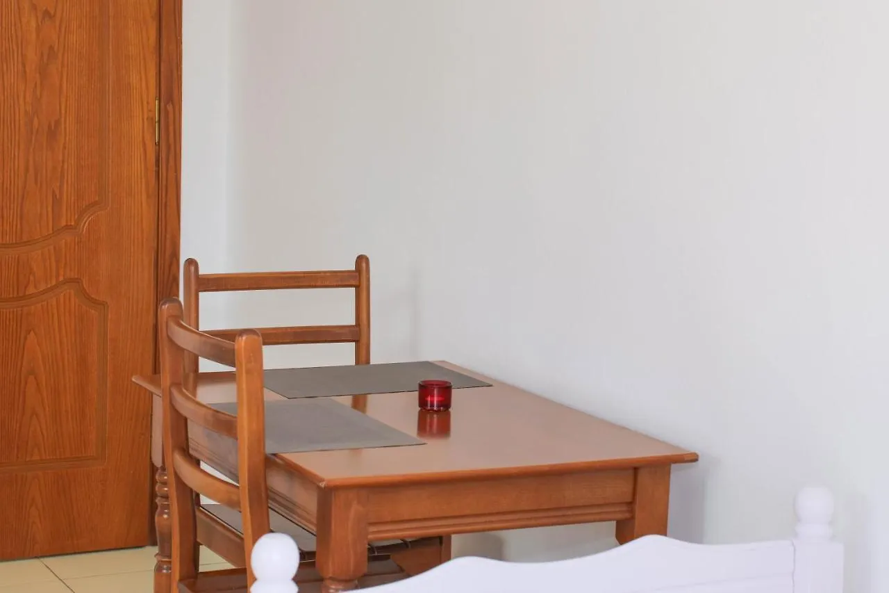 Aparthotel Bora Rooms Himare Albania