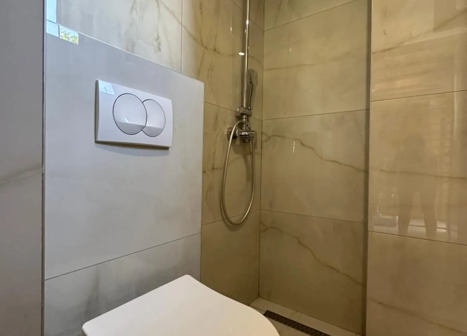 Aparthotel Bora Rooms Himare