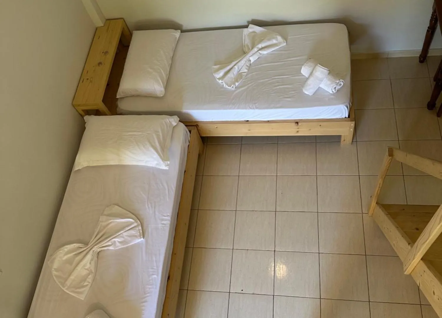 Bora Rooms Himare